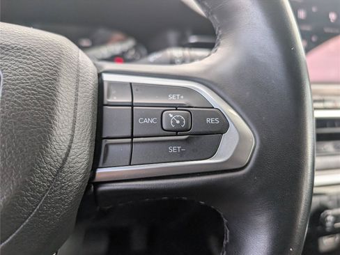 Used 2022 Jeep Compass Latitude AWD/4WD image 24