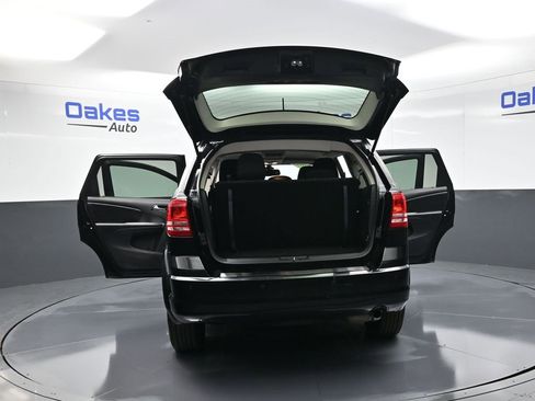 Used 2020 Dodge Journey SE w/ SE Popular Equipment Group image 54