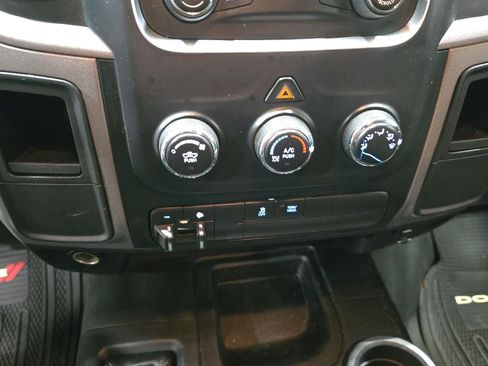 Used 2016 RAM 3500 Tradesman w/ Popular Equipment Group image 15