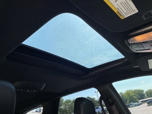 Certified 2022 Dodge Durango GT image 5