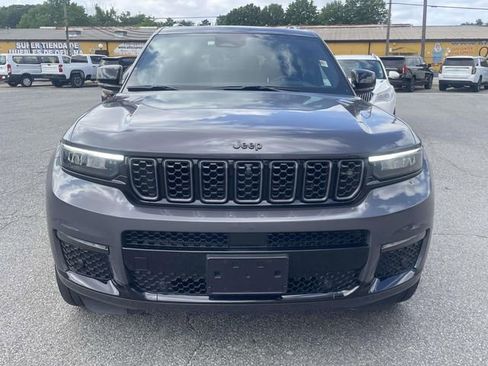 Used 2023 Jeep Grand Cherokee L Summit AWD/4WD image 9