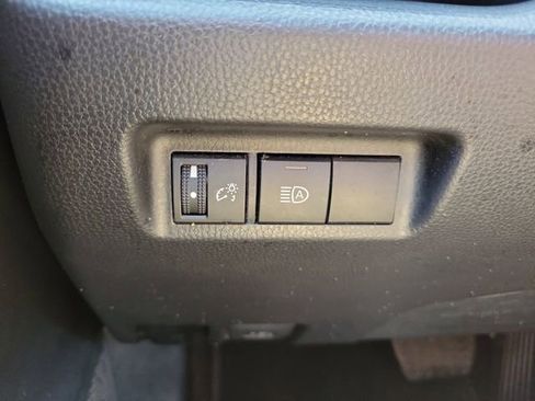Used 2024 Toyota RAV4 XLE FWD image 23