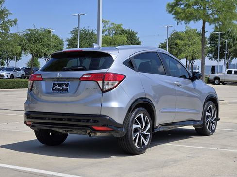 Used 2019 Honda HR-V Sport image 5