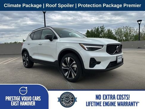 New 2026 Volvo XC40 B5 Ultra w/ Protection Package Premier AWD/4WD image 1