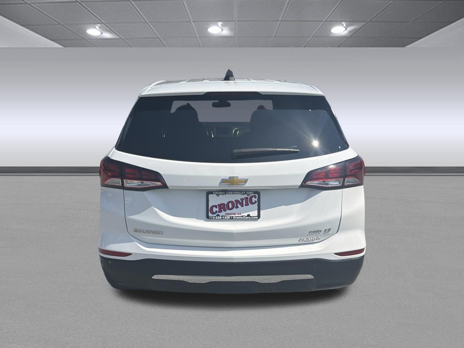 Used 2024 Chevrolet Equinox LT AWD/4WD image 4