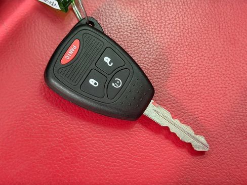 Used 2016 Jeep Wrangler Unlimited Rubicon w/ Connectivity Group AWD/4WD image 48