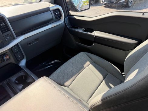 Used 2021 Ford F150 XLT AWD/4WD image 16