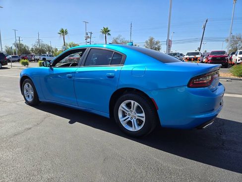 Used 2023 Dodge Charger SXT RWD image 4