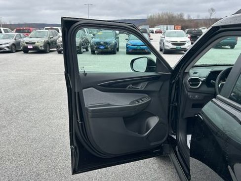 New 2026 Chevrolet TrailBlazer LT w/ LT Cold Weather Package image 17