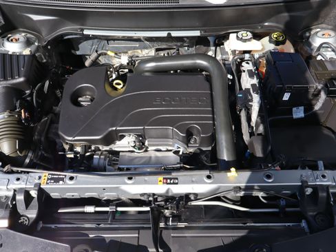 Used 2023 Chevrolet Equinox LT w/ Driver Convenience Package image 41