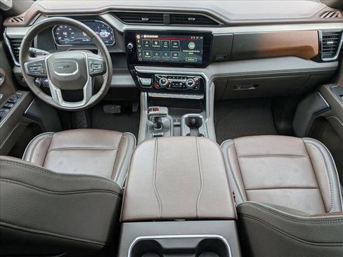 Used 2024 GMC Sierra 1500 Denali w/ Denali Reserve Package AWD/4WD image 19