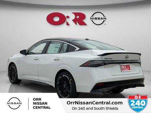 New 2026 Nissan Sentra SR w/ Floor Mat Package FWD image 7