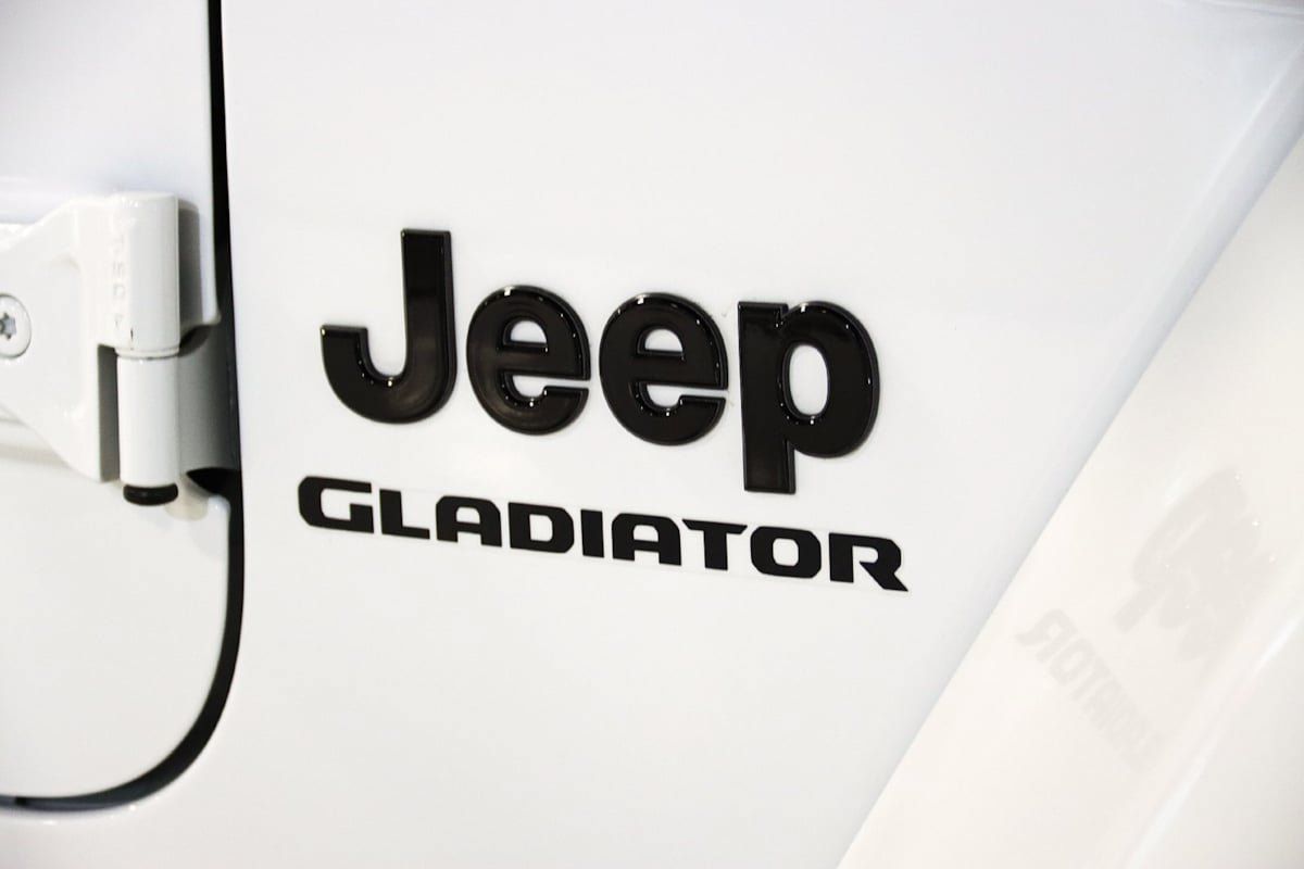 Used 2021 Jeep Gladiator Overland AWD/4WD image 10
