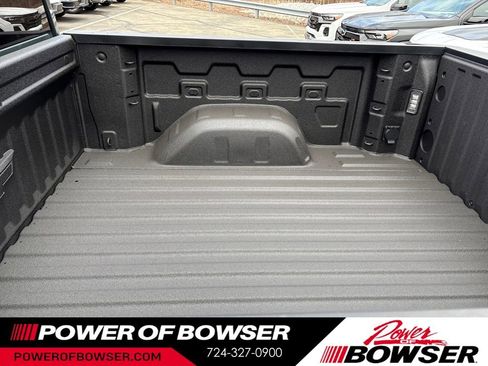 New 2026 Chevrolet Silverado 1500 LT Trail Boss w/ Convenience Package II AWD/4WD image 4