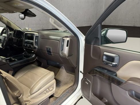 Used 2016 GMC Sierra 1500 Denali w/ Enhanced Driver Alert Package AWD/4WD image 20