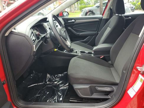 Used 2019 Volkswagen Jetta S w/ Driver Assistance Package FWD image 16