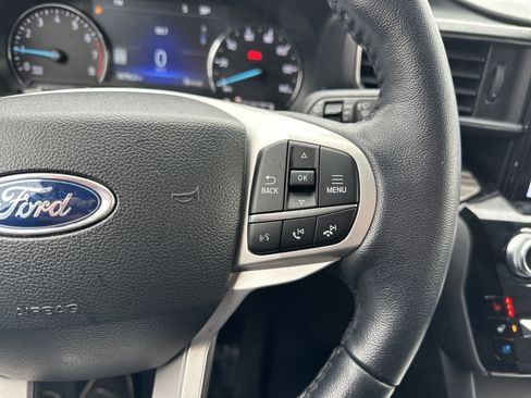Certified 2023 Ford Explorer Limited w/ Limited Technology Package image 21