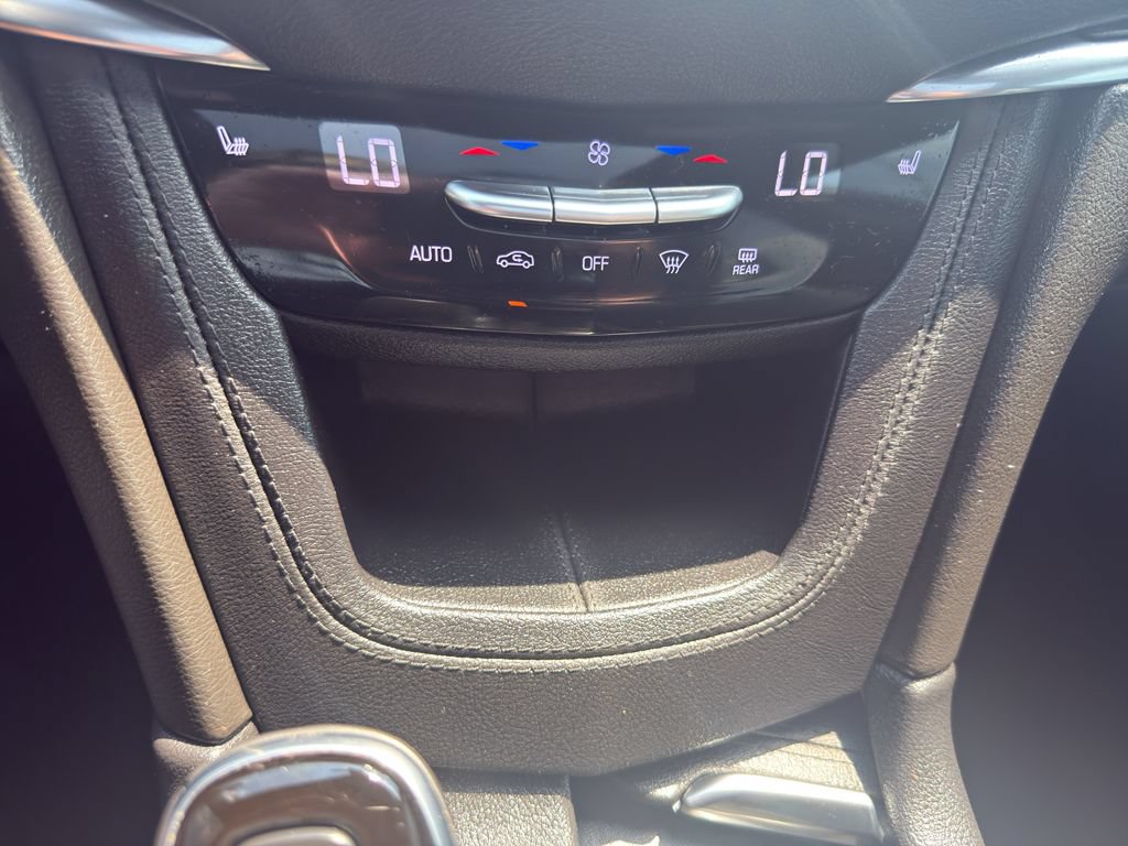 Used 2021 Cadillac XT5 Premium Luxury AWD/4WD image 21