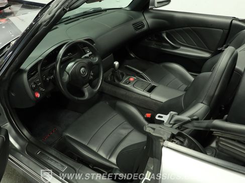Used 2001 Honda S2000 image 4