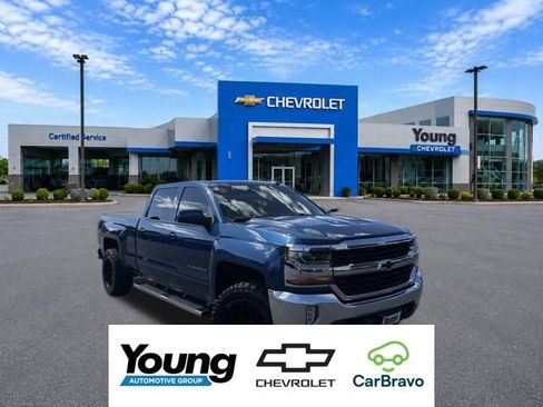 Used 2018 Chevrolet Silverado 1500 LT w/ All Star Edition AWD/4WD image 1
