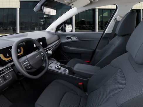 New 2026 Kia Sportage LX FWD image 17