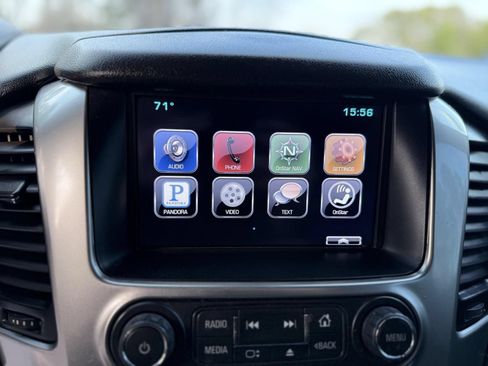 Used 2015 Chevrolet Tahoe LT AWD/4WD image 39