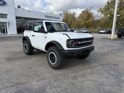 New 2025 Ford Bronco 2-Door w/ Sasquatch Package