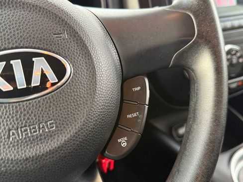 Used 2016 Kia Soul FWD image 15