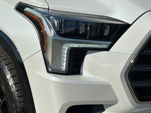 New 2026 Toyota Sequoia Platinum image 29