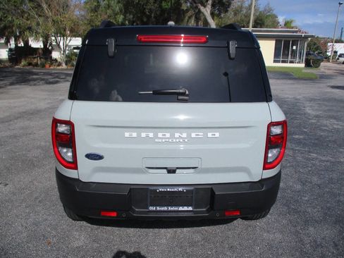 Used 2024 Ford Bronco Sport Outer Banks image 8