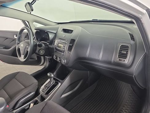 Used 2017 Kia Forte LX FWD image 24