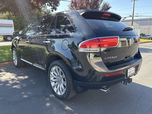 Used 2013 Lincoln MKX AWD image 8