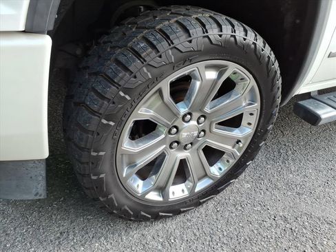 Used 2017 GMC Sierra 1500 Denali AWD/4WD image 11