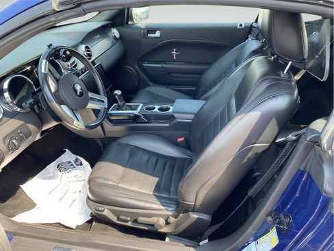 Used 2006 Ford Mustang GT RWD image 11