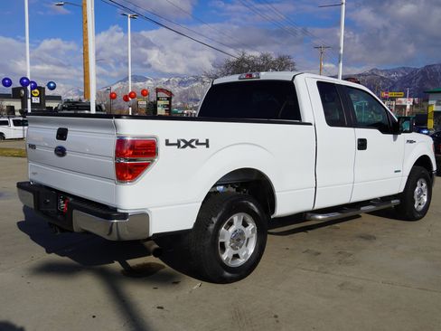 Used 2013 Ford F150 XLT w/ Mid Equipment Group image 8