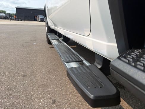 Used 2023 Chevrolet Silverado 2500 LT w/ Convenience Package AWD/4WD image 20