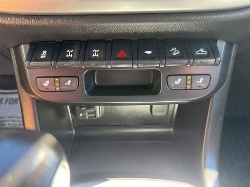 Used 2022 Chevrolet Colorado ZR2 image 21