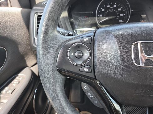Used 2021 Honda HR-V EX image 23