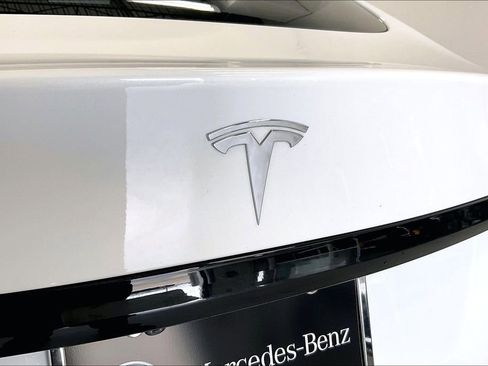 Used 2022 Tesla Model S AWD/4WD image 30
