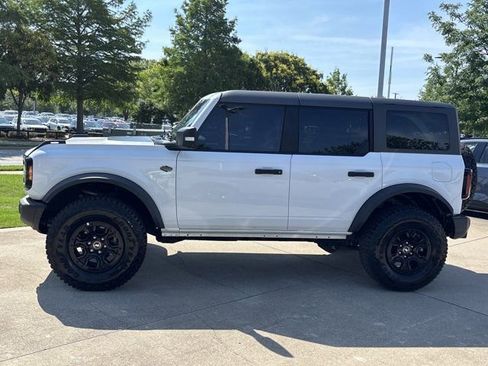 Used 2023 Ford Bronco Wildtrak AWD/4WD image 9