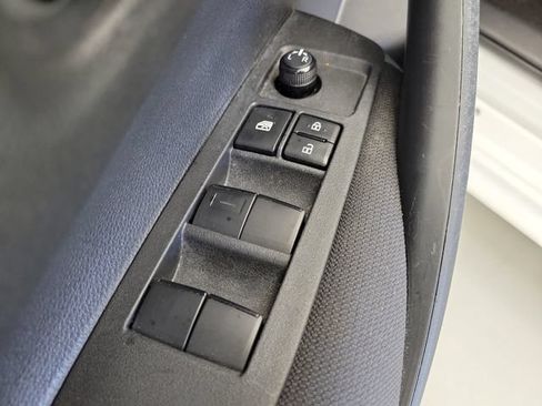 Used 2023 Toyota Corolla LE FWD image 21