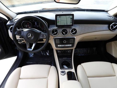 Used 2018 Mercedes-Benz GLA 250 image 39