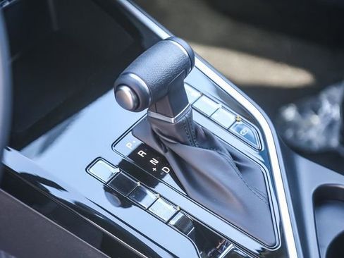 New 2026 Kia Niro LX image 20