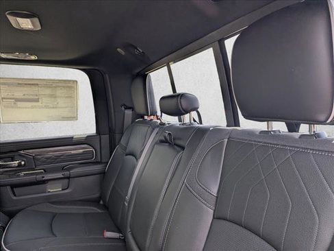New 2026 RAM 2500 Limited AWD/4WD image 14