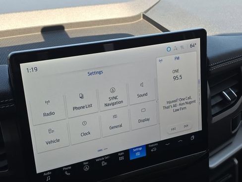 Used 2024 Ford Expedition XLT image 36