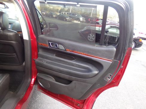 Used 2014 Lincoln MKT AWD w/ Equipment Group 201A image 33