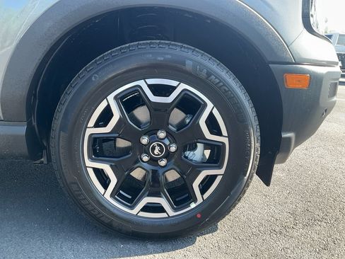 New 2026 Ford Bronco Sport Outer Banks w/ Outer Banks Tech Package+ AWD/4WD image 10