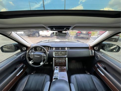 Used 2017 Land Rover Range Rover Long Wheelbase Supercharged image 30