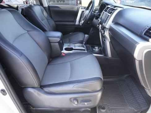 Used 2023 Toyota 4Runner SR5 Premium image 19