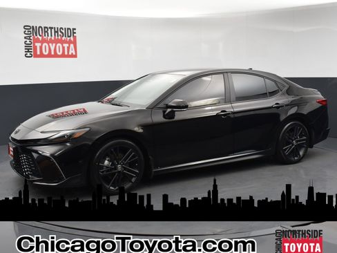 Used 2026 Toyota Camry XLE w/ Convenience Package FWD image 1